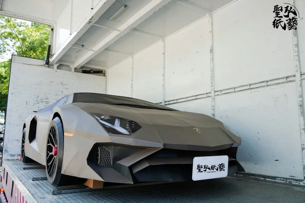 客製紙紮1：1藍寶堅尼 12