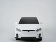 特斯拉 Model X(白) 3