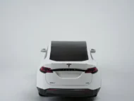 特斯拉 Model X(白) 8